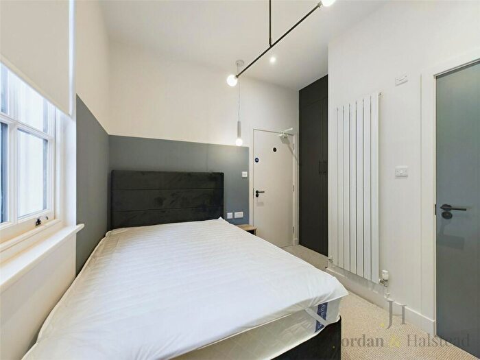 1 Bedroom Terraced House To Rent In Grosvenor Place, Chester, Cheshire, CH1