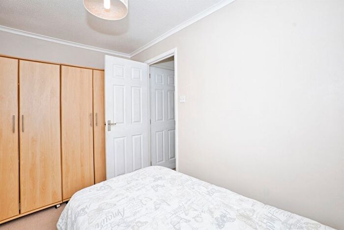 2 Bedroom Bungalow For Sale In Wilton Road, Yeovil, BA21