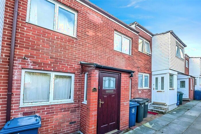 3 Bedroom Terraced House To Rent In Brierfield, Skelmersdale, Lancashire, WN8