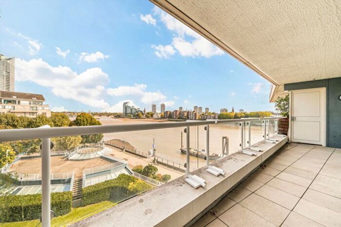 3 Bedroom Flat To Rent In Chelsea Crescent, Chelsea Harbour, SW10