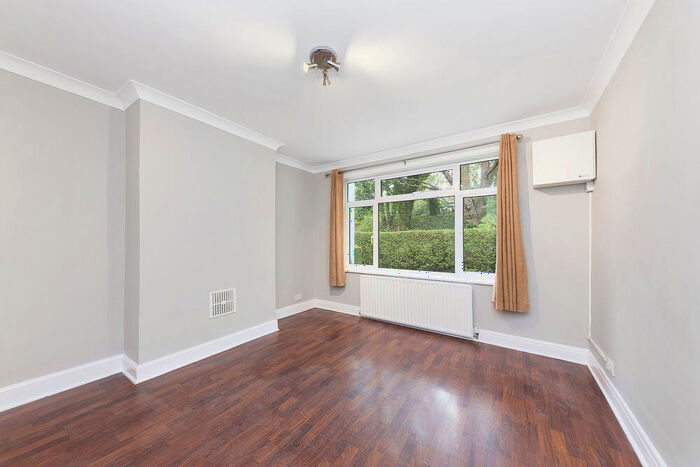 2 Bedroom Flat To Rent In Martin Way, : Bed Rec Bath Unfurn, SM4