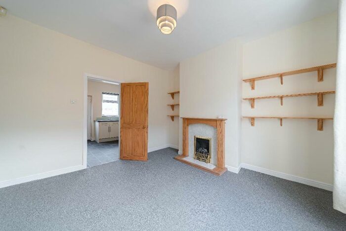 3 Bedroom Semi-Detached House To Rent In Netherfield Road, Crookes, Sheffield, S10