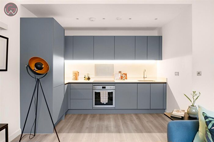 1 Bedroom Flat To Rent In Capital Drive, Linford Wood, MK14