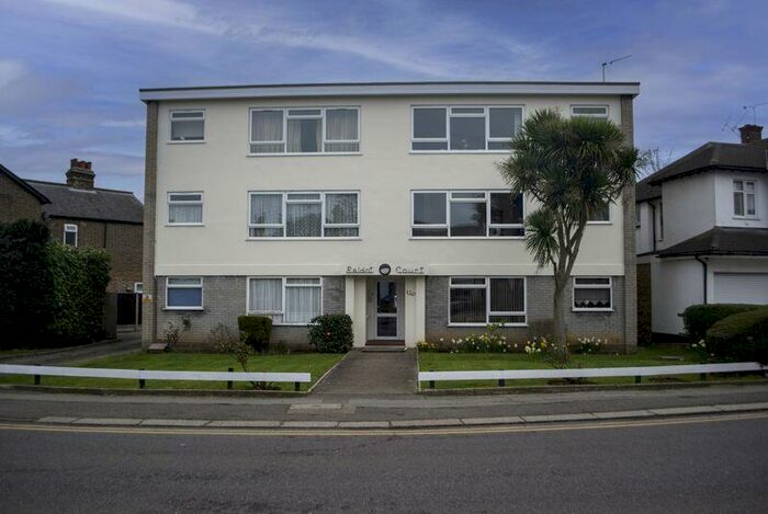 2 Bedroom Flat To Rent In Elm Road, Leigh-On-Sea, SS9