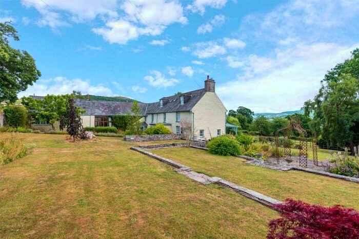 7 Bedroom House For Sale In Scethrog, Brecon, Powys, LD3