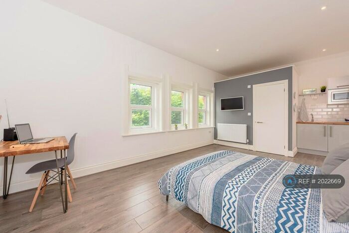 1 Bedroom Flat To Rent In Latimer House, Liverpool, L5