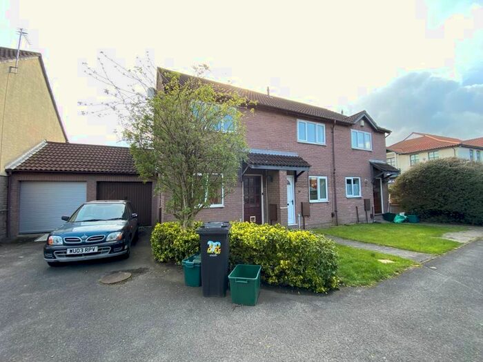 2 Bedroom Terraced House To Rent In Broad Croft, Bradley Stoke, Bristol, BS32