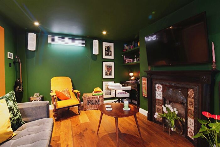1 Bedroom Flat For Sale In Farm Road, Hove, BN3