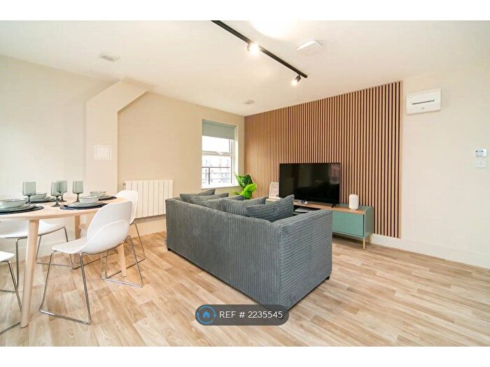 6 Bedroom Flat To Rent In Pembroke Place, Liverpool, L3