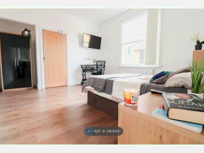 Studio To Rent In London Road, Leicester, LE2