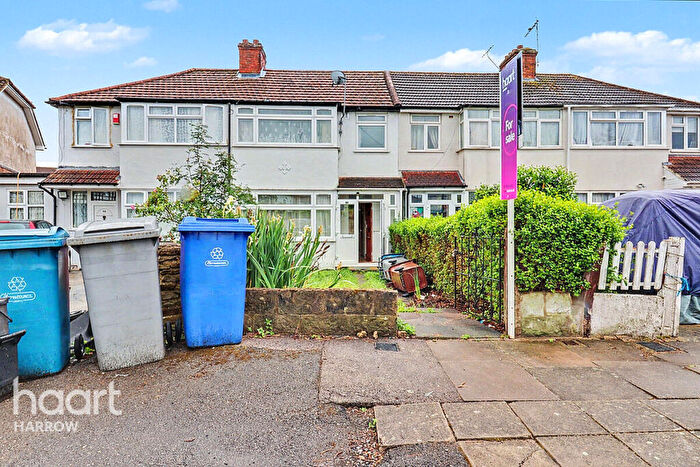 3 Bedroom Terraced House For Sale In De Havilland Road, Edgware, HA8