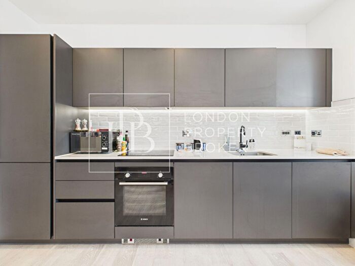 2 Bedroom Flat To Rent In The Factory, Memorial Avenue, Horlicks Quarter, SL1