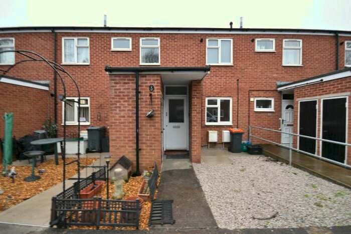 1 Bedroom Flat To Rent In Brook Street, Rhosymedre, Wrexham, LL14