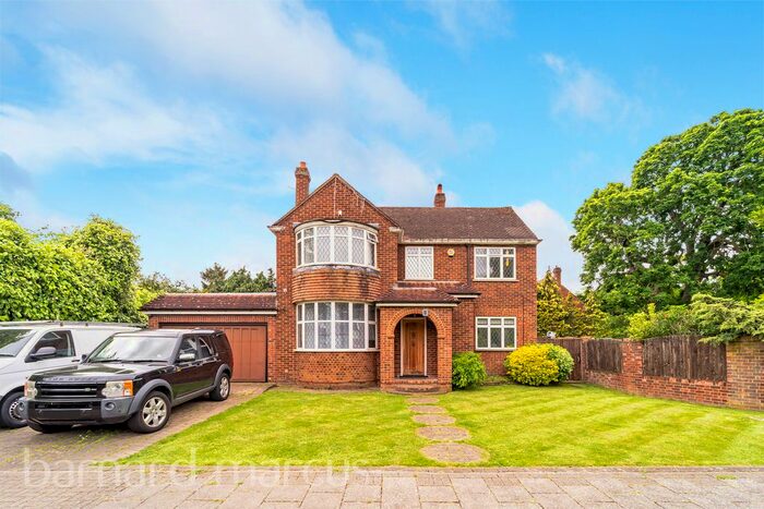 3 Bedroom Property To Rent In Elizabeth Way, Feltham, TW13