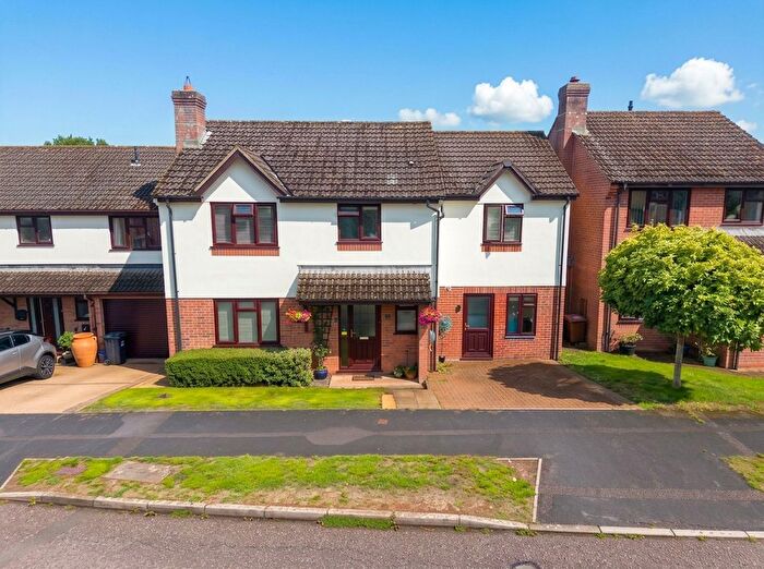 6 Bedroom Detached House For Sale In Beech Park, Crediton, EX17