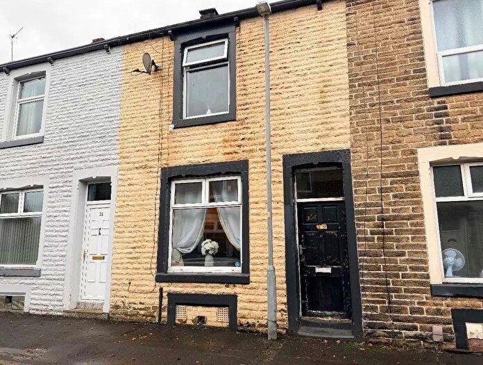 3 Bedroom Terraced House For Sale In Linby Street, Burnley, BB10