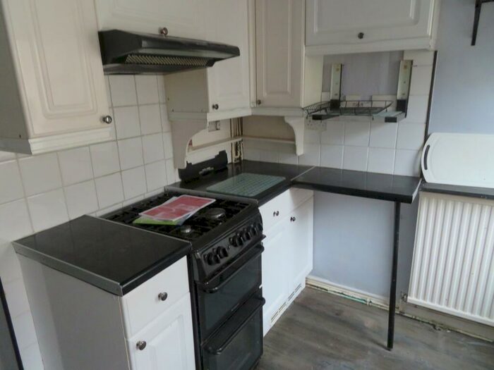 3 Bedroom Terraced House To Rent In Bedford Street, Blackburn, BB2