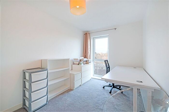 2 Bedroom Flat For Sale In Fortune Avenue, Edgware, HA8