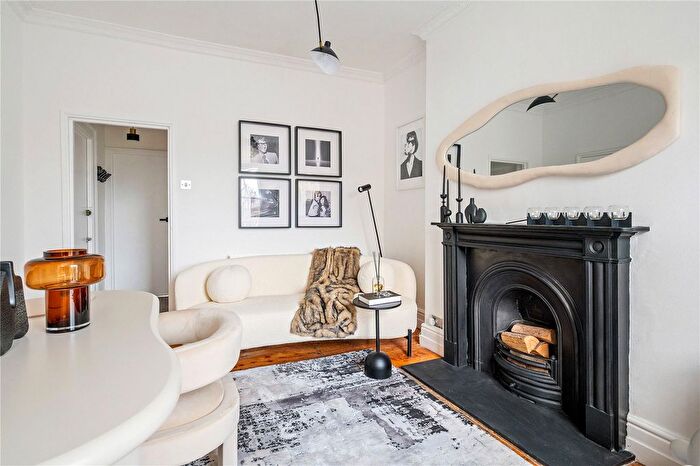1 Bedroom Flat For Sale In Barnsbury Road, London, N1