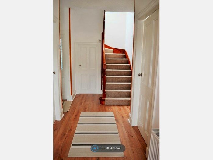 5 Bedroom Terraced House To Rent In Hilton Street, Aberdeen, AB24