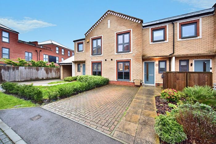 3 Bedroom Terraced House For Sale In Ruton Square, Kings Hill, West Malling, ME19
