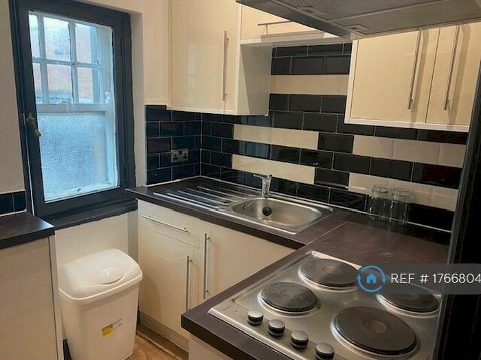1 Bedroom Flat To Rent In Westgate, Huddersfield, HD1