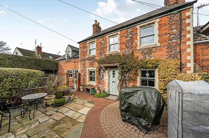 3 Bedroom Detached House For Sale In Gravel Walk, Faringdon, Oxfordshire, SN7