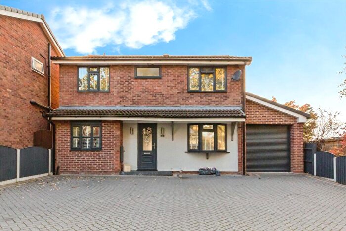 4 Bedroom Detached House For Sale In Greendale Drive, Middlewich, Cheshire, CW10