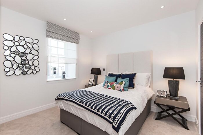 1 Bedroom Flat To Rent In Kew Bridge Road, Brentford, TW8