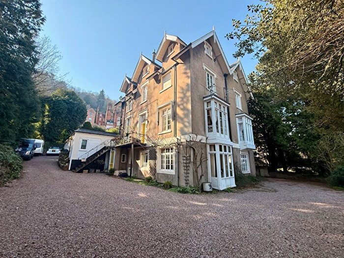 2 Bedroom Flat To Rent In Abbey Road, Malvern, WR14