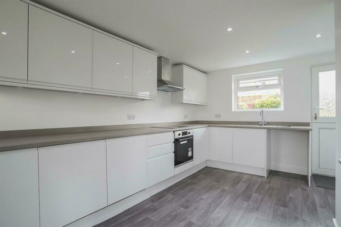 3 Bedroom End Of Terrace House To Rent In Rutland Walk, Haslingden, BB4