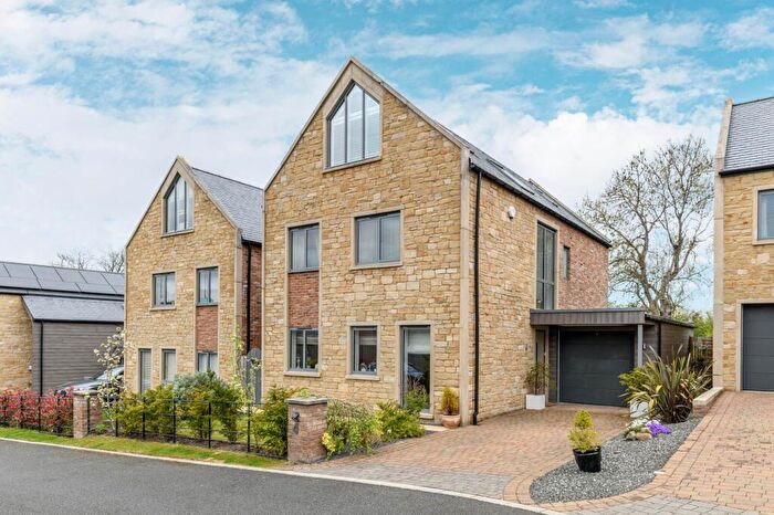 5 Bedroom Detached House For Sale In Coach House Drive, Hexham, Northumberland, NE46