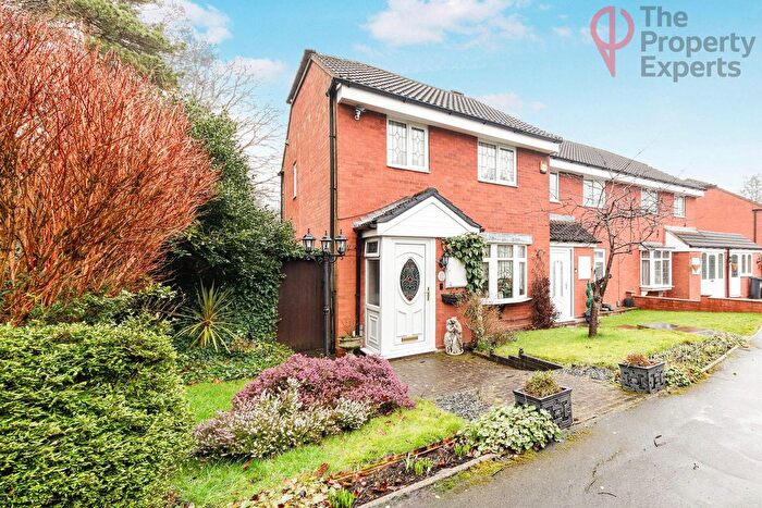 3 Bedroom End Of Terrace House For Sale In Markham Crescent, Solihull, B92