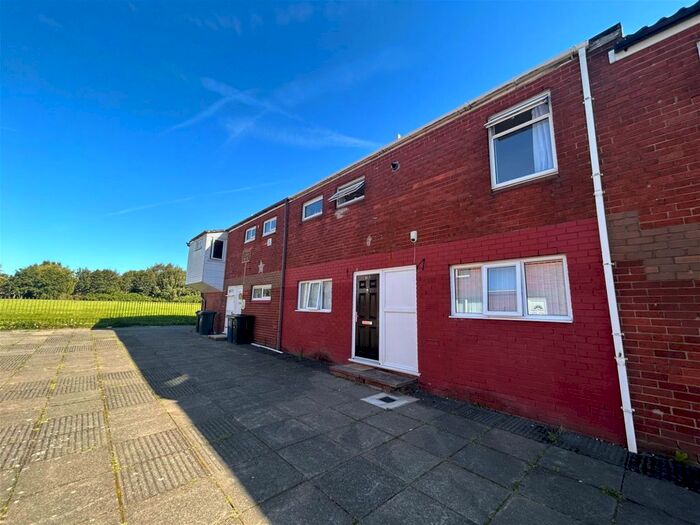 3 Bedroom Terraced House To Rent In Cherrycroft, Skelmersdale, WN8