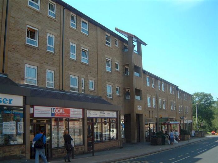 1 Bedroom Apartment To Rent In Queenscourt, Queen Street, Leeds, West Yorkshire, LS27