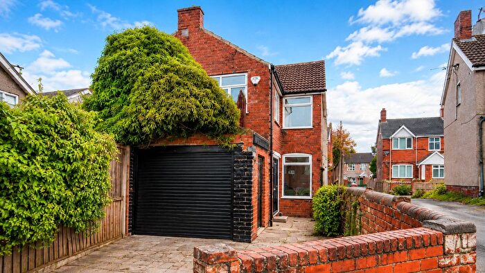 2 Bedroom End Of Terrace House For Sale In Leicester Road, Sheffield, S25