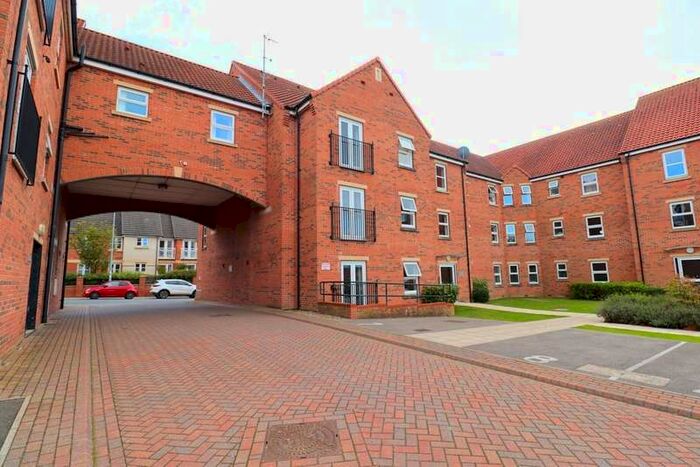 1 Bedroom Flat To Rent In Cloisters Mews, Bridlington, YO16