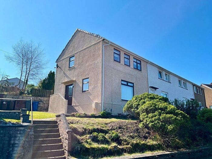 3 Bedroom End Of Terrace House To Rent In Merrylee Avenue, Port Glasgow, Inverclyde, PA14