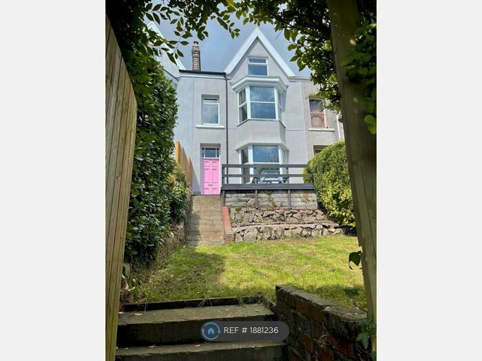 8 Bedroom Terraced House To Rent In Chaddesley Terrace, Swansea, SA1