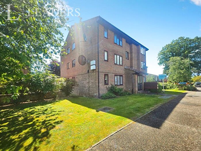Studio For Sale In Swann Way, Broadbridge Heath, Horsham, RH12