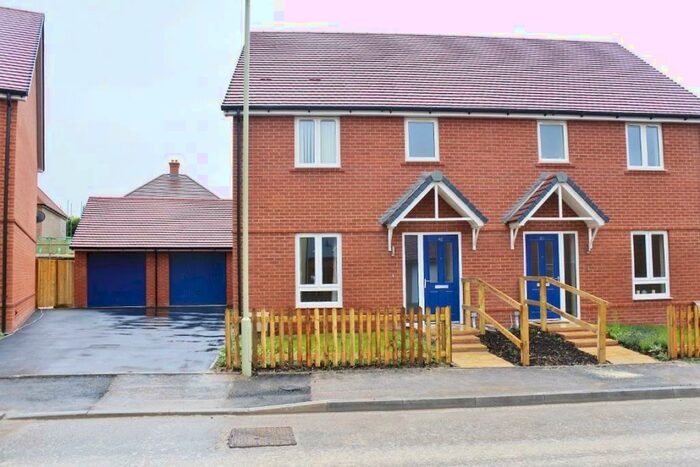 3 Bedroom Semi-Detached House To Rent In Saunders Way, Longacre, RG23