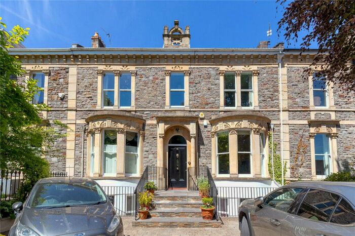 2 Bedroom Apartment To Rent In Oakfield Road, Clifton, Bristol, BS8