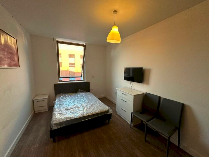 Studio To Rent In Moorfields, Liverpool, L2