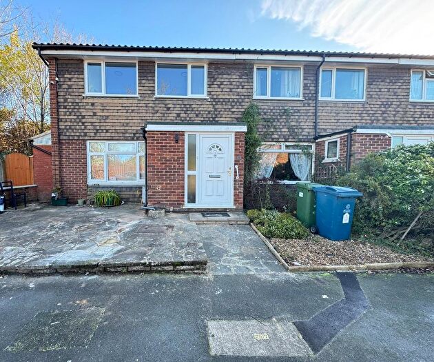 4 Bedroom Terraced House To Rent In Allington Road, Harrow, HA2