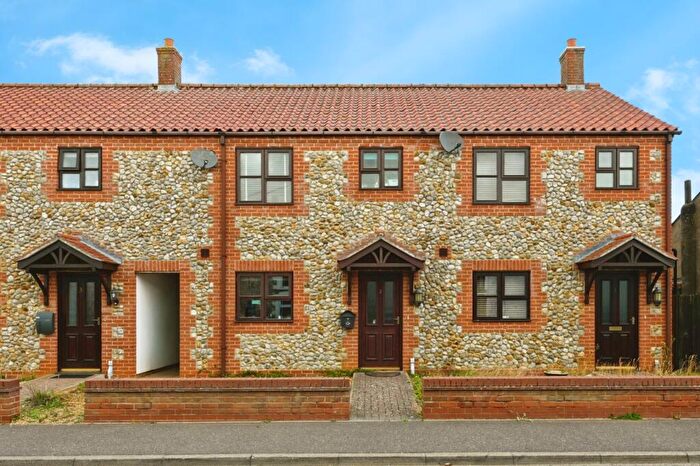 3 Bedroom Terraced House For Sale In Lynn Road, Gayton, King's Lynn, Norfolk, PE32