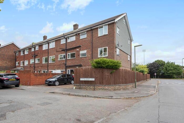 2 Bedroom Flat To Rent In Staines Road East, Sunbury-On-Thames, TW16