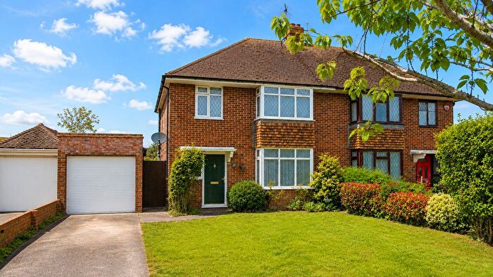 3 Bedroom Semi-detached House To Rent In St. Johns Road, Whitstable, CT5