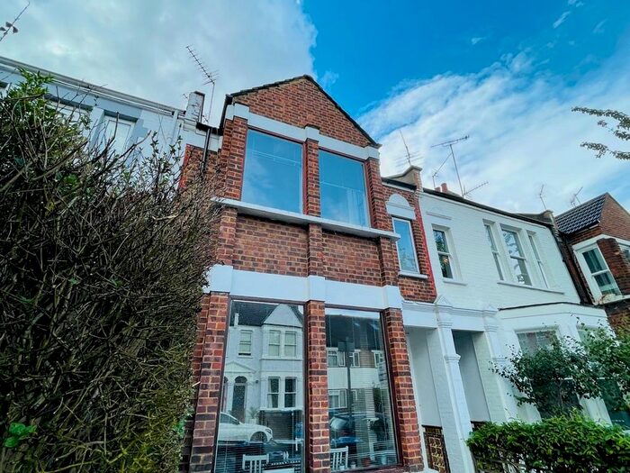 2 Bedroom Flat To Rent In Riffel Road, Willesden Green, NW2