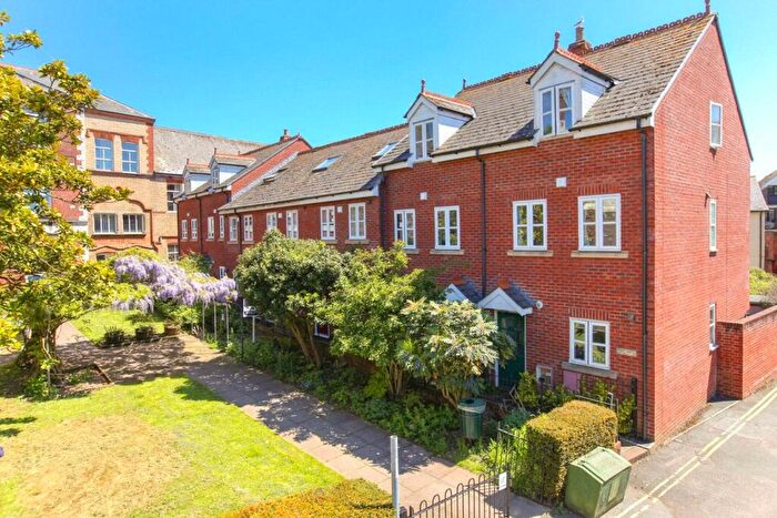 4 Bedroom Terraced House To Rent In Friernhay Street, Exeter, Devon, EX4