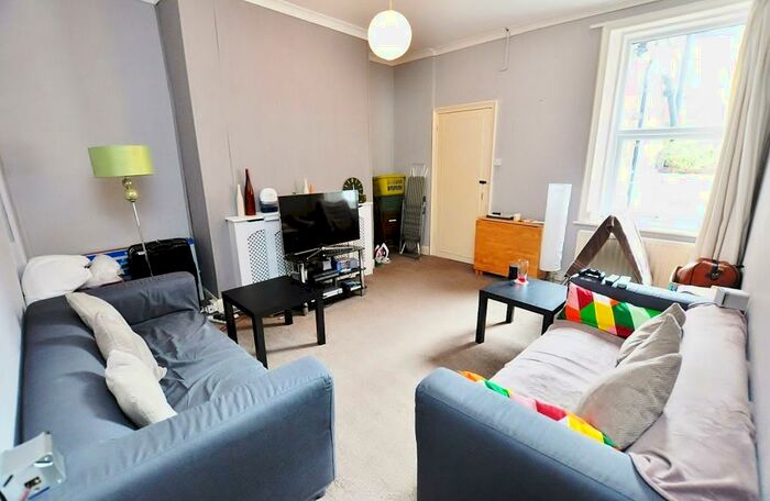 2 Bedroom Flat To Rent In Glenthorn Road, Jesmond, Newcastle Upon Tyne, NE2